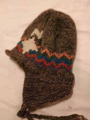 Hat 56, an unidentified hat
