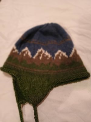 Hat 40, an unidentified hat