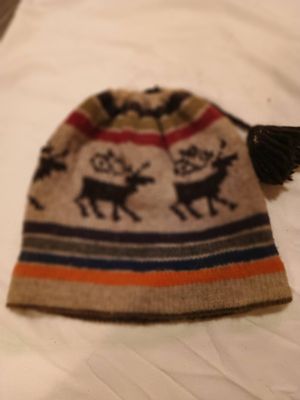 Hat 28, an unidentified hat